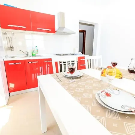 Apartment Family Friendly With A Swimming Pool Brela, Makarska - 19998 *