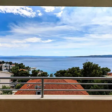 Family Friendly With A Swimming Pool Brela, Makarska - 19998 Apartment